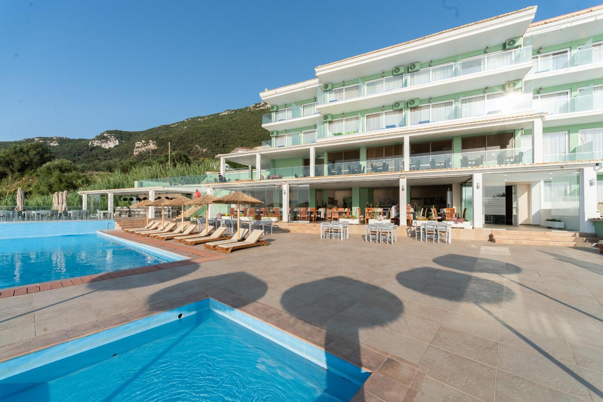Corfu Maris Bellos Benitses  Zewnętrze zdjęcie